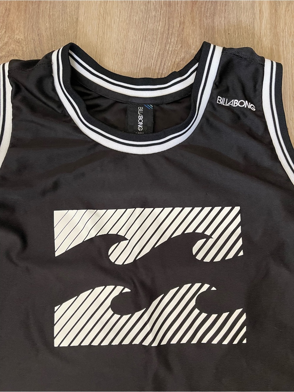 Billabong Black Tank Top with White Wave Logo - Picture 2 of 5
